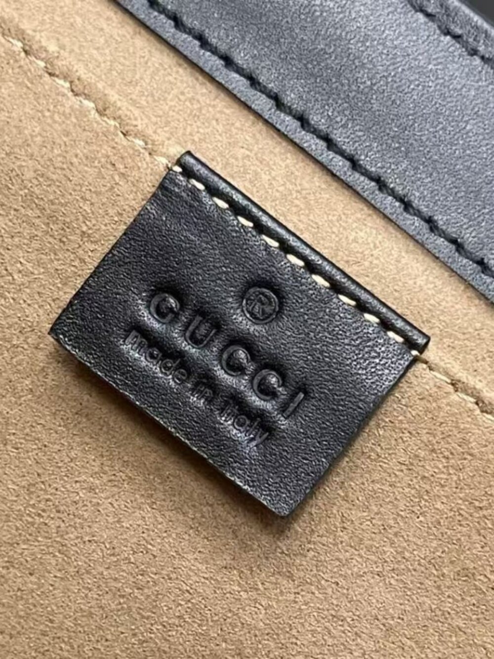 Authentic Gucci Padlock Small GG Supreme Canvas Shoulder Bag 409487 with Chain S - Picture 8 of 8